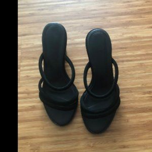 Alias Mae Open Toe Chunky Heels Sz 38